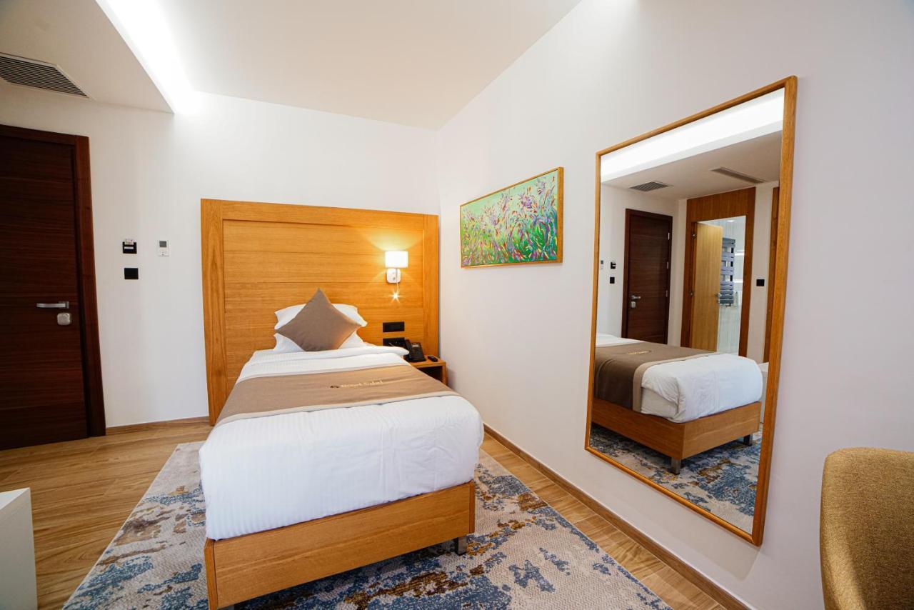 Hotel Royal Sahel à Bir Mourad Rais Extérieur photo